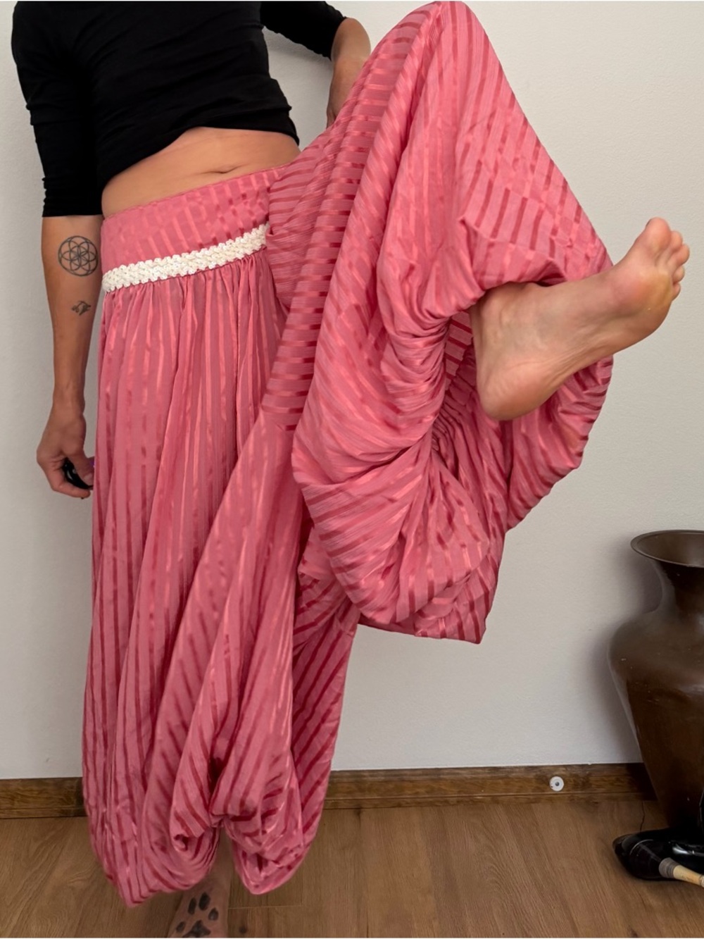 Vintage Wide Leg Pleated Palazzo Pants with White Sequin Waist Costume Circus - Picture 6 of 16